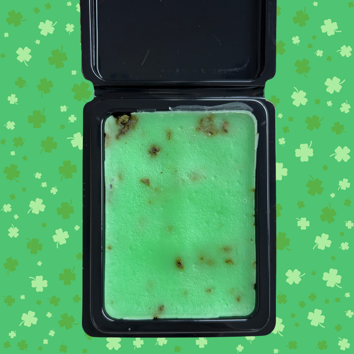 Prosperity Clamshell